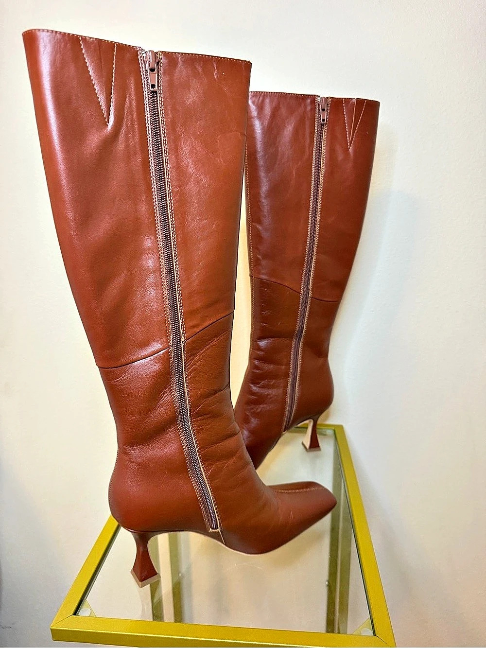 Tony Bianco Fantasy Boots in Rust Venice color size US 8 Like New. Box include